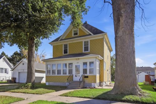 808 6th Ave Ne, Austin, MN, 55912-3612 | Card Image
