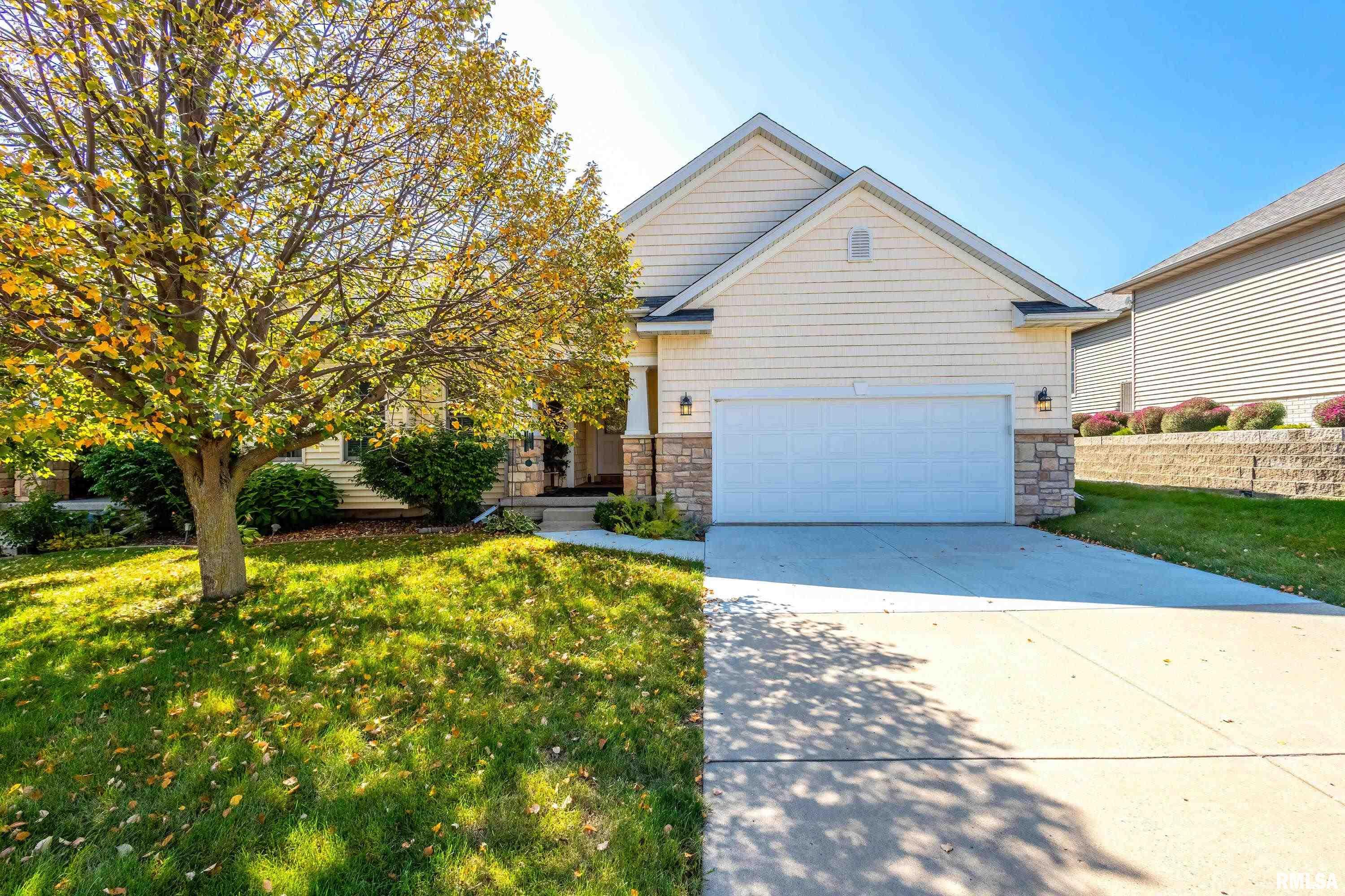 Charles Ct, Bettendorf, IA 52722