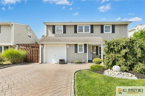 25 N Lincoln Ave, Colonia, NJ, 07067-2327 | Card Image