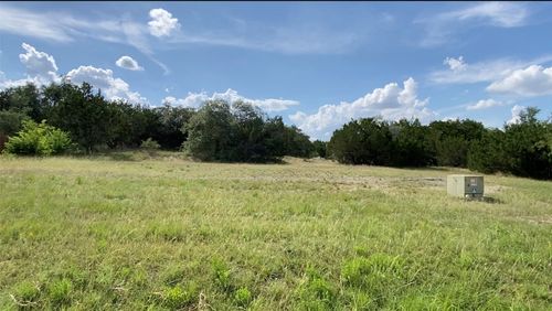 104 S Meadowlark St, Lakeway, TX, 78734-4736 | Card Image