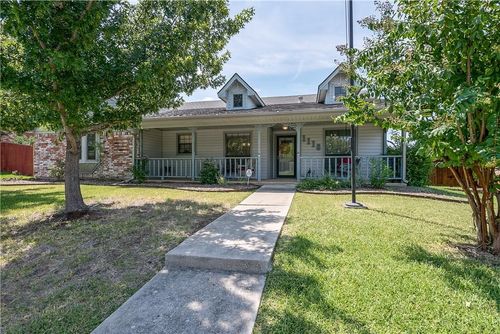 1118 Woodrow Drive, Lewisville, TX, 75067 | Card Image