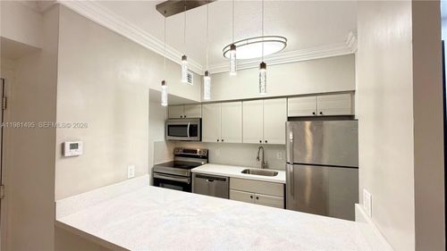 apt-305-1559 Michigan Ave, Miami Beach, FL, 33139-3332 | Card Image