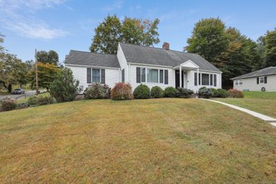 178 Southern Boulevard, House other with 3 bedrooms, 2 bathrooms and null parking in Danbury CT | Image 1