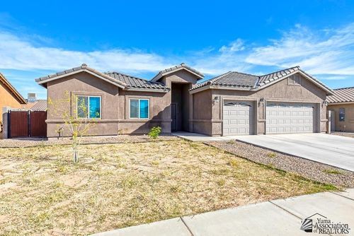 7578 E 43rd St, Yuma, AZ, 85365-4950 | Card Image