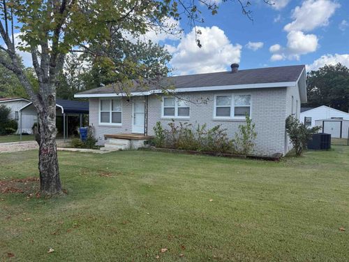 236 Crowe St, Adamsville, TN, 38310-2418 | Card Image