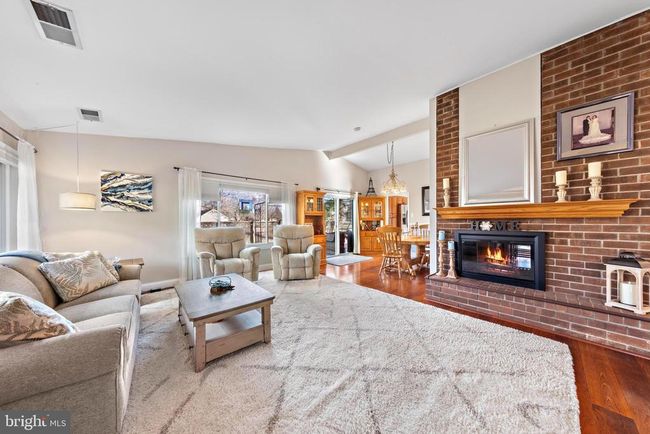 82 Ethan Allen Rd, House other with 4 bedrooms, 2 bathrooms and null parking in FREEHOLD NJ | Image 9