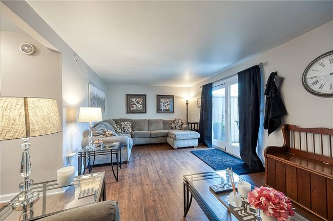 92 Locust Ct, Condo with 3 bedrooms, 2 bathrooms and 1 parking in Pittsburgh PA | Image 7