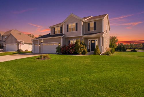 W136N6242 Hummingbird Way, Menomonee Falls, WI, 53051-8343 | Card Image