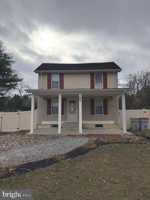 493 W Elmer Rd, Vineland, NJ, 08360-6311 | Card Image