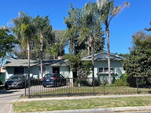 1428 S Sierra Vista Ave, Fresno, CA, 93702-4615 | Card Image