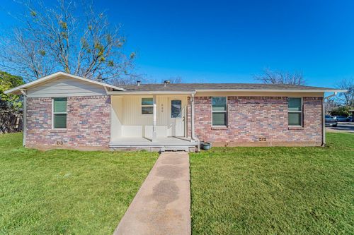 900 Elizabeth Blvd, Granbury, TX, 76048-2308 | Card Image