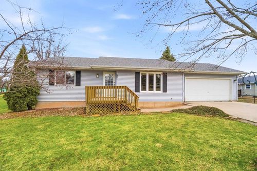 321 Superior Street, OMRO, WI, 54963 | Card Image