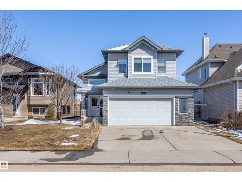 9719 87 St, Morinville, AB, T8R1V2 | Card Image