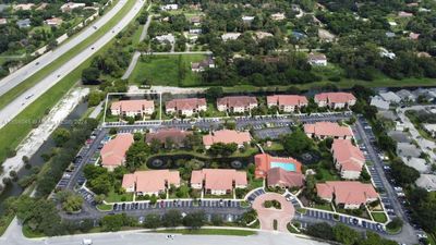 202B3 - 5801 Riverside Dr, Condo with 2 bedrooms, 2 bathrooms and null parking in Coral Springs FL | Image 2