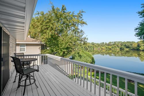 8806 Minnetonka Boulevard, Saint Louis Park, MN, 55426 | Card Image