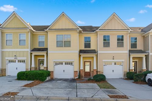 6022 Centennial Run, Atlanta, GA, 30349-8622 | Card Image