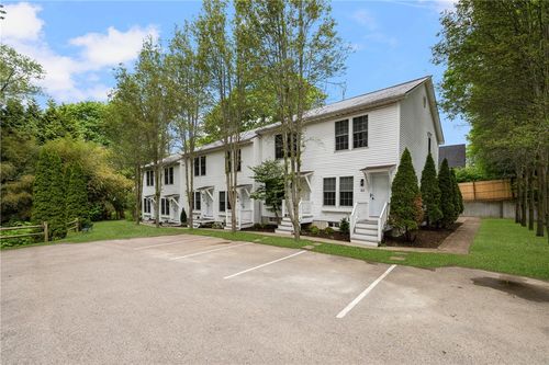 b-45 Cherry Ln, South Kingstown, RI, 02879-3640 | Card Image