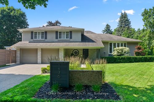 1176 Greenoaks Drive, Mississauga, ON, L5J3A2 | Card Image