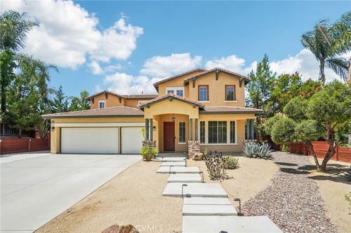 19138 Kangnam Rd, Riverside, CA, 92508-6614 | Card Image