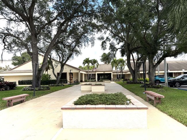 28102 - 3779 Carambola Cir N, Condo with 3 bedrooms, 3 bathrooms and null parking in Coconut Creek FL | Image 26