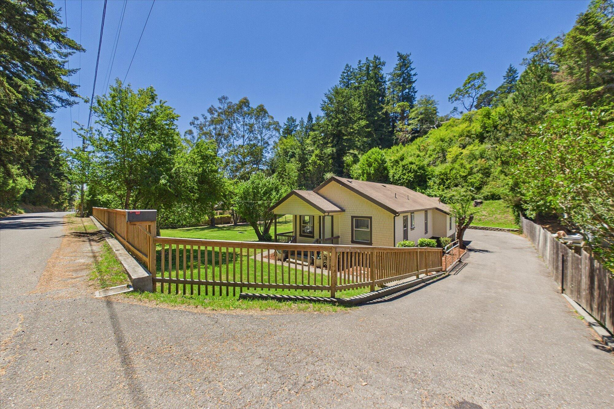 Residential in Fortuna 4