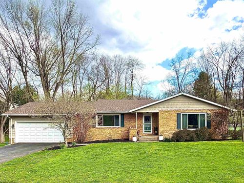 15 Meadow Brooke Dr, Morgantown, WV, 26508-2911 | Card Image