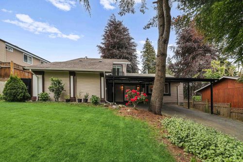 10421 Santa Monica Dr, Delta, BC, V4C1P8 | Card Image