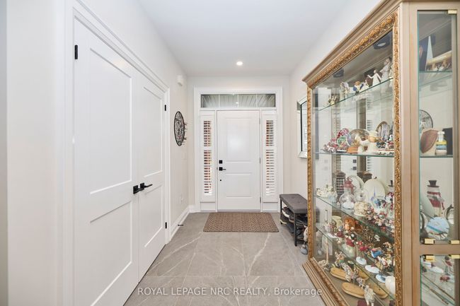 1174 Spears Rd, House other with 5 bedrooms, 3 bathrooms and 4 parking in Fort Erie ON | Image 15