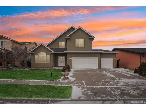 10805 Barclay Ct, Commerce City, CO, 80640-9002 | Card Image