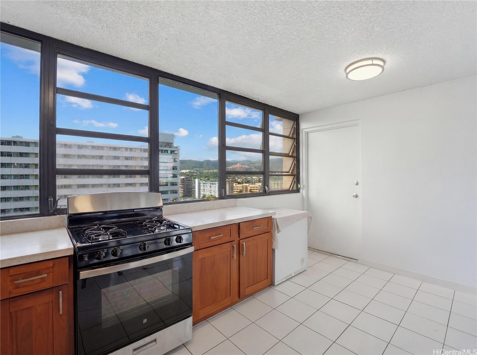 Residential in Honolulu 5