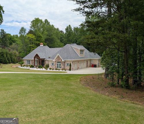 931 Antrim Glen Dr, Hoschton, GA, 30548-6361 | Card Image