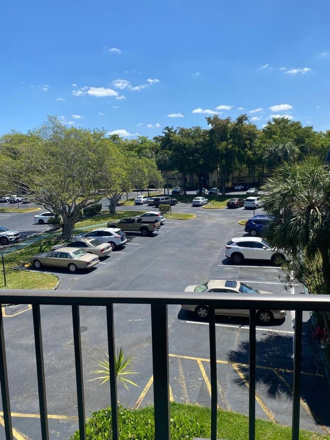 APT-304 - 9091 Lime Bay Blvd, Condo with 2 bedrooms, 2 bathrooms and null parking in Tamarac FL | Image 24