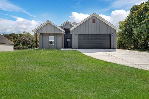 213 Marble Creek Drive, Fort Worth, TX, 76131 | Card Image
