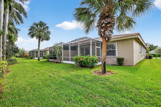 9675 Crescent View Dr N, Condo with 3 bedrooms, 2 bathrooms and null parking in Boynton Beach FL | Image 38