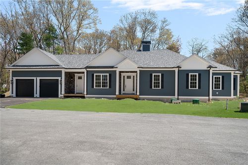 11 Fox Run Trail, Smithfield, RI, 02917 | Card Image