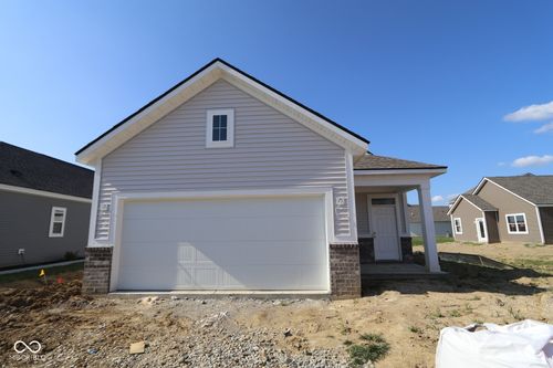 1848 James Pierce Dr, Shelbyville, IN, 46176-7069 | Card Image