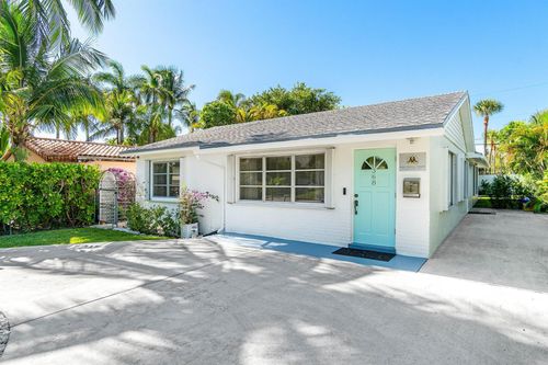 368 Plymouth Rd, West Palm Beach, FL, 33405-3220 | Card Image