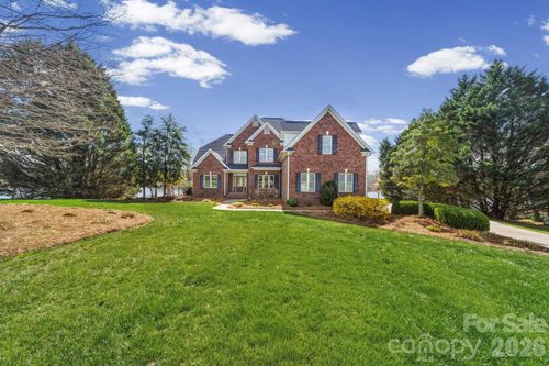 1132 Village Lake Dr, Monroe, NC, 28110-9664 | Card Image