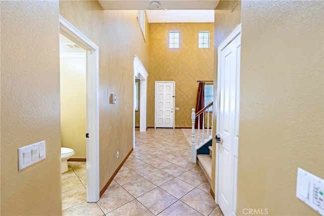 14145 Prairie Creek Pl, House other with 6 bedrooms, 5 bathrooms and 4 parking in Eastvale CA | Image 17