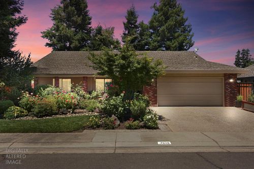 3025 Park Oak Dr, Lodi, CA, 95242-2023 | Card Image
