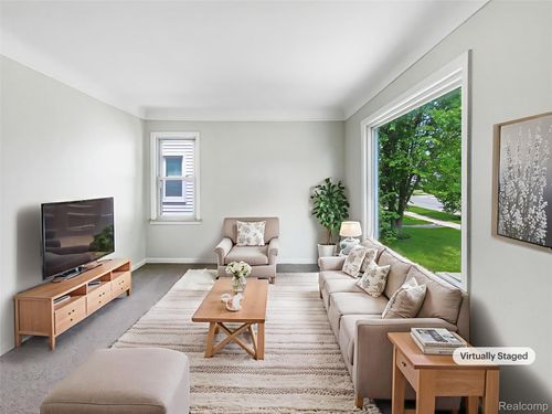 3894 17th St, Wyandotte, MI, 48192-6430 | Card Image