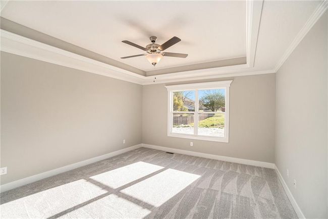 ***SIMULATED PHOTOS*** | Image 14