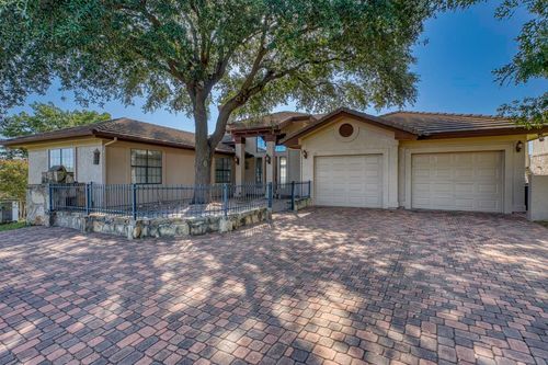 131 Florentine, Horseshoe Bay, TX, 78657-5202 | Card Image