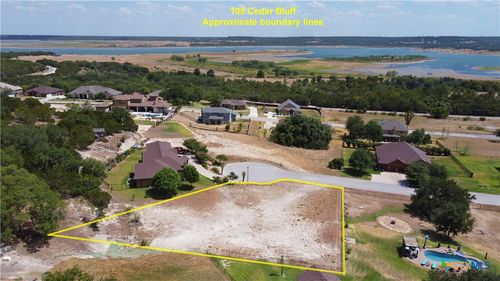 105 Cedar Bluff Dr, Harker Heights, TX, 76548-8119 | Card Image