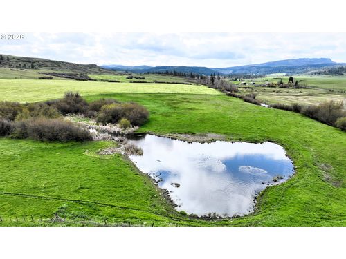 68881 Indian Creek Rd, Elgin, OR, 97827-8318 | Card Image