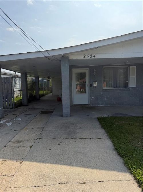 2504 Claire Ave, Gretna, LA, 70053-7504 | Card Image