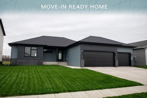 6722 14th St S, Fargo, ND, 58104-5585 | Card Image