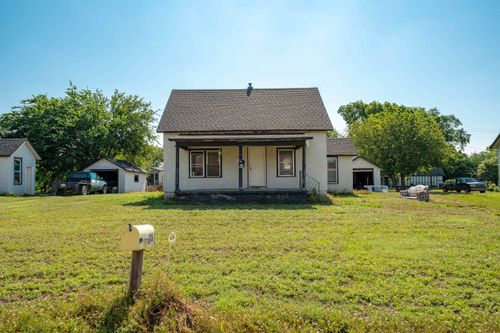 315 N Pennsylvania Ave, Anthony, KS, 67003-2939 | Card Image