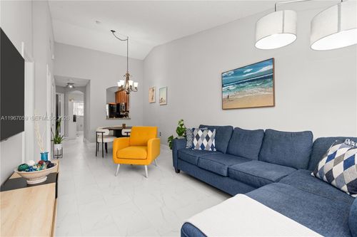 apt-202-2250 78th Ave, Pembroke Pines, FL, 33024-0908 | Card Image