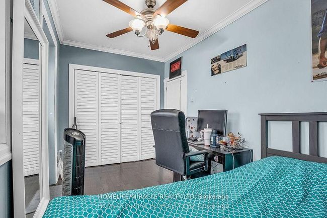 212 Symington Ave, House other with 5 bedrooms, 3 bathrooms and 1 parking in Toronto ON | Image 27